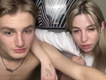 couple Hardcore Sex Cam Girls with emiliacrossford