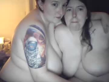 couple Hardcore Sex Cam Girls with chubbylesbianmums